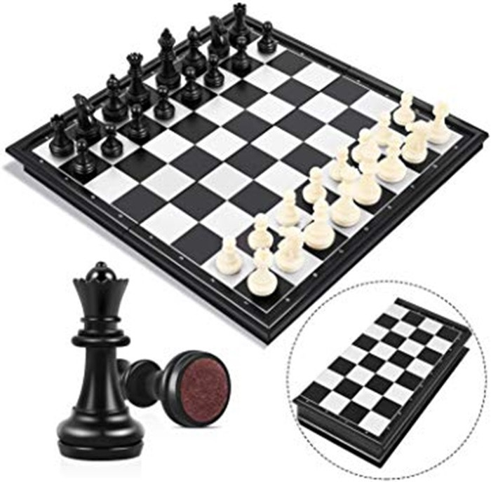 Folding Magnetic Plastic Chessboard Game, Travel Chess Set Piece