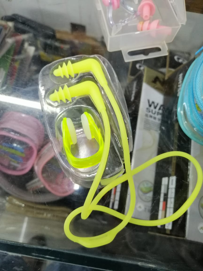Swimming Nose Buds Ear Plugs Set Soft Silicone Nose Buds & Earbuds.